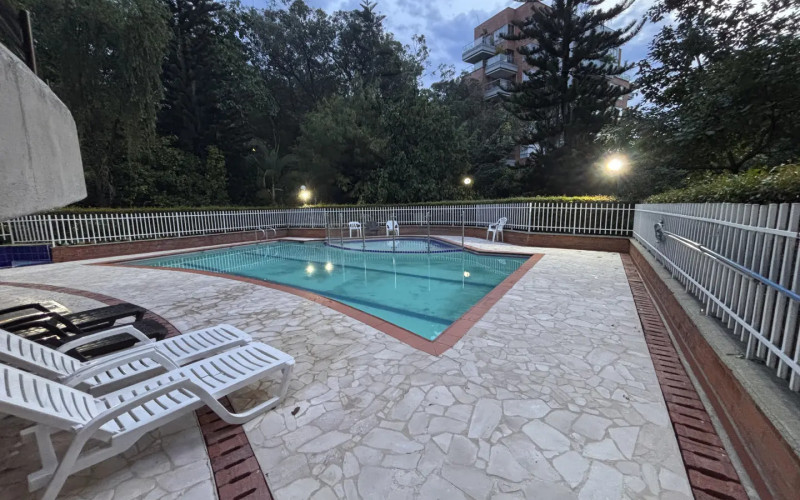 Panoramic views from an exceptionally well-connected Medellín address