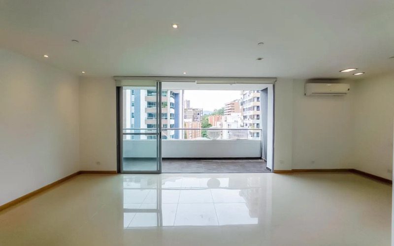 Modern 2-Bedroom Apartment for Sale in Castropol, El Poblado | 90m², Amenities, Built 2022