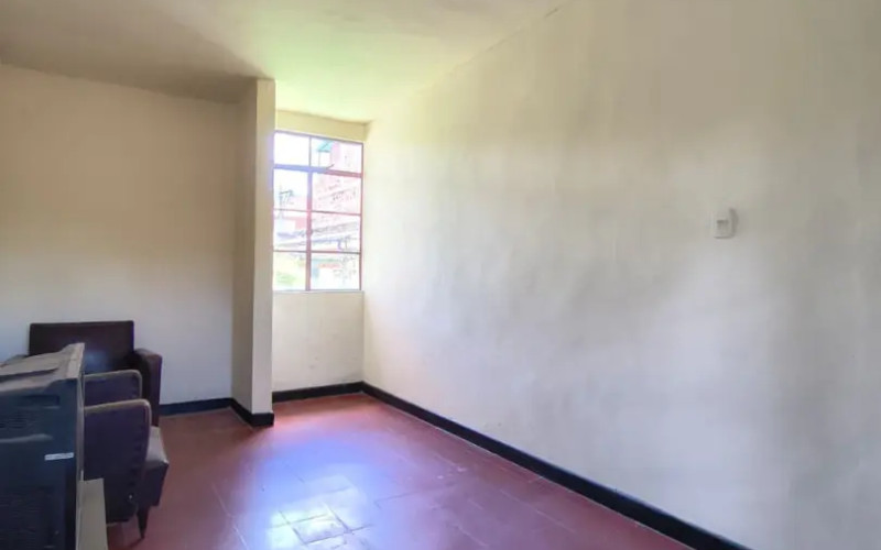 450m² Commercial House Local for Rent in San Joaquín Medellín | Near La 70