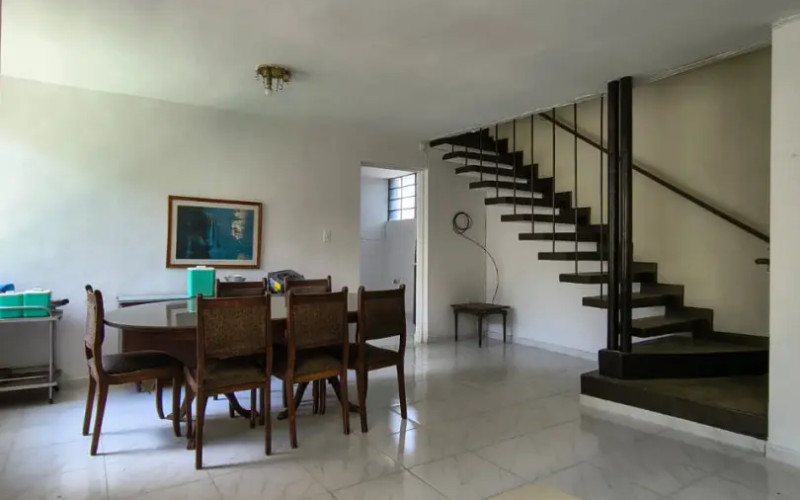 450m² Commercial House Local for Rent in San Joaquín Medellín | Near La 70