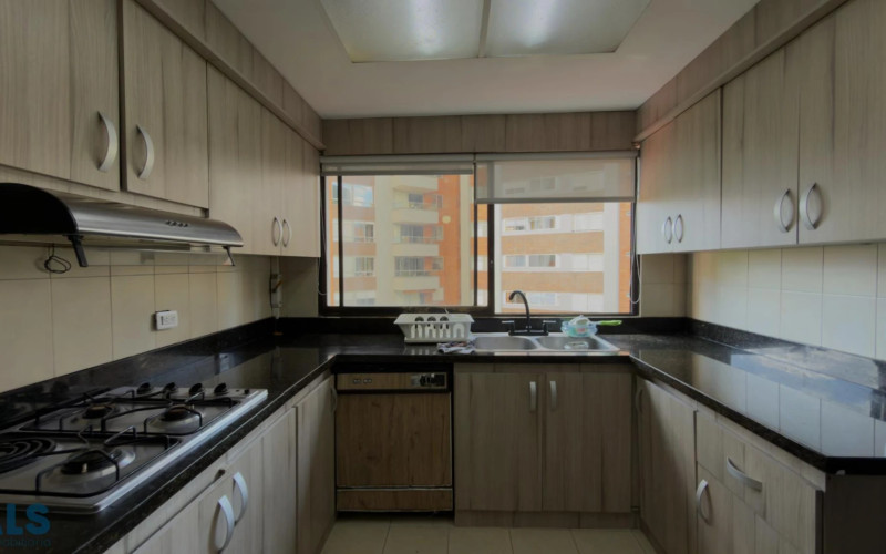 Apartamento en Medellín en Santa Maria de los Angeles