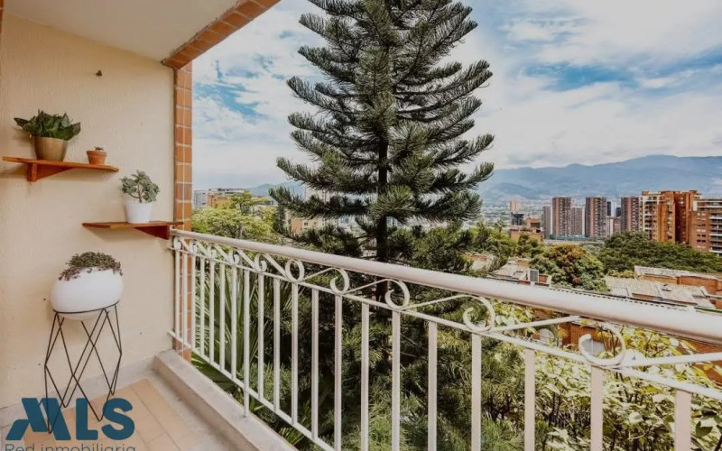 Apartamento en Medellín en Castropol