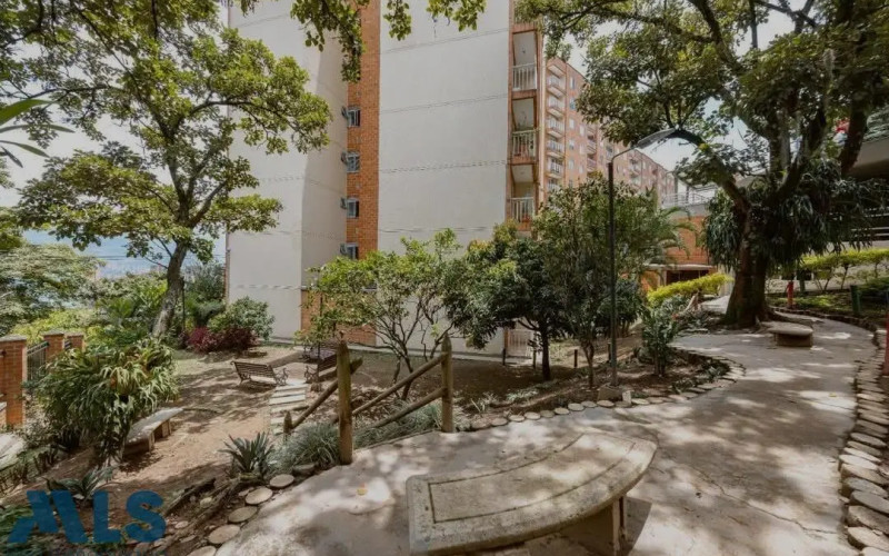 Apartamento en Medellín en Castropol
