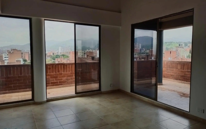 Apartamento en Medellín en Laureles