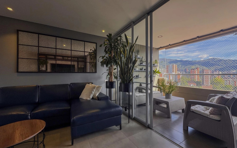Apartamento en Envigado en Loma de Benedictinos