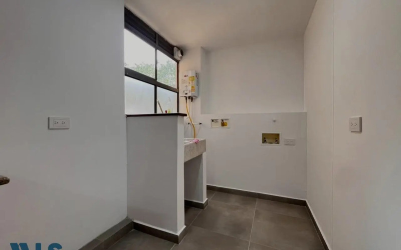 Apartamento en Medellín en Loma de Los Bernal