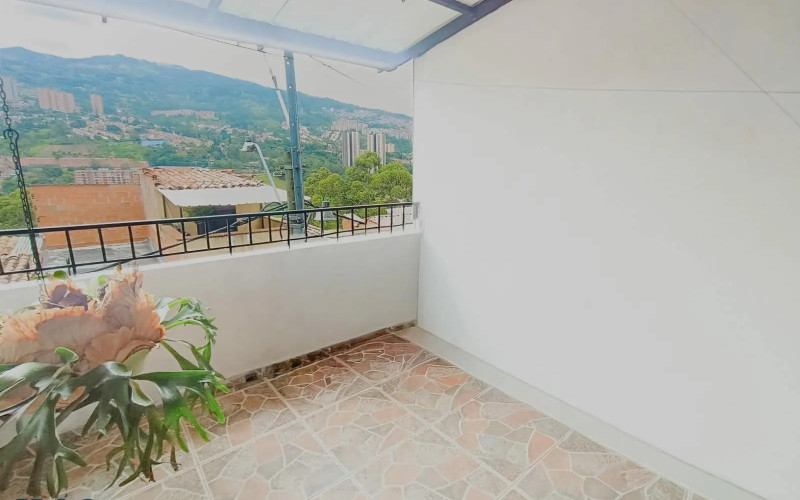 Casa en Medellín en Calasanz Parte Alta