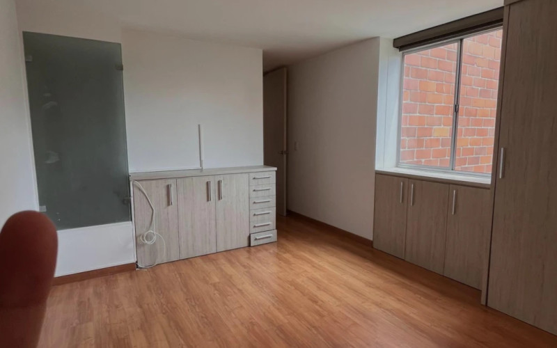 Apartamento en Medellín en Loma de Los Bernal