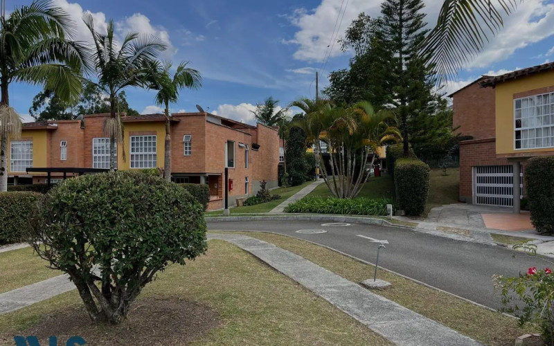Casa en La Ceja en Urbano (La Ceja)