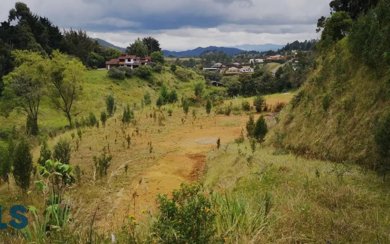 Lote Residencial en Envigado en Alto de las Palmas