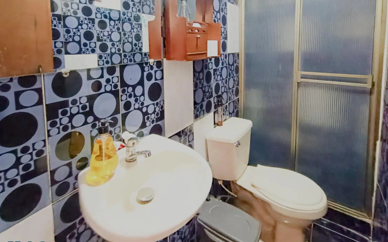 Casa en Medellín en Juan XIII - La Quiebra