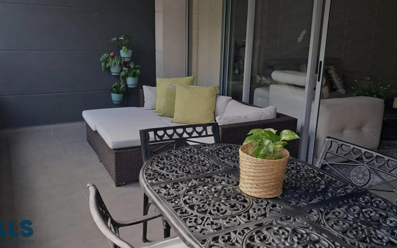 Apartamento en Envigado en Loma del Escobero