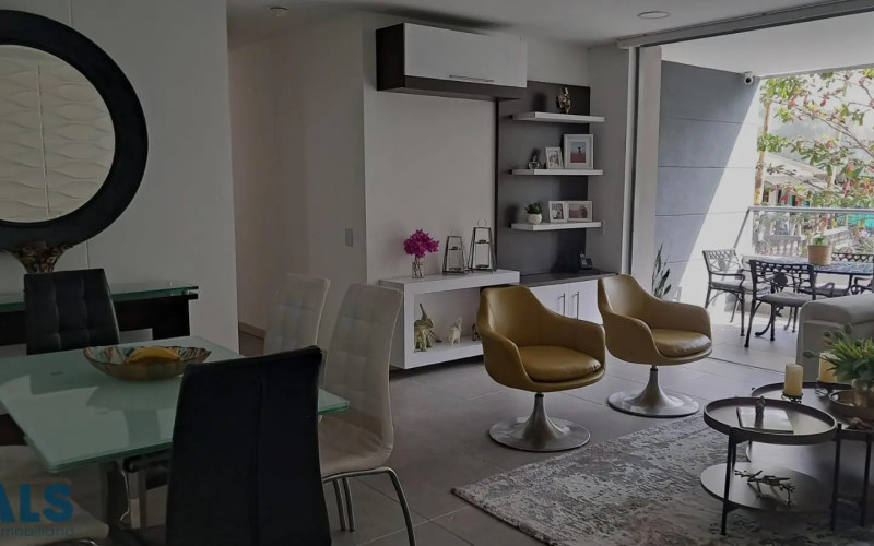 Apartamento en Envigado en Loma del Escobero
