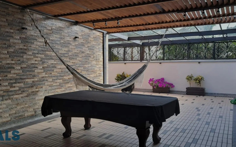 Apartamento en Envigado en Loma del Escobero