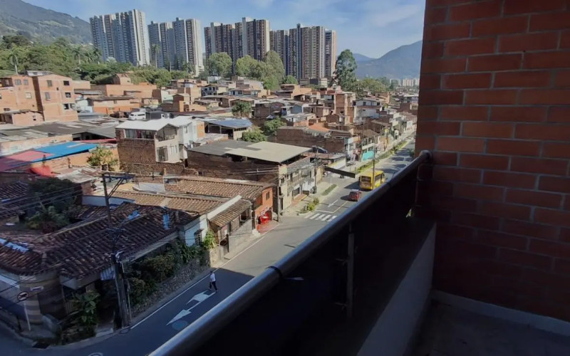 Apartamento en La Estrella en La Ferreria