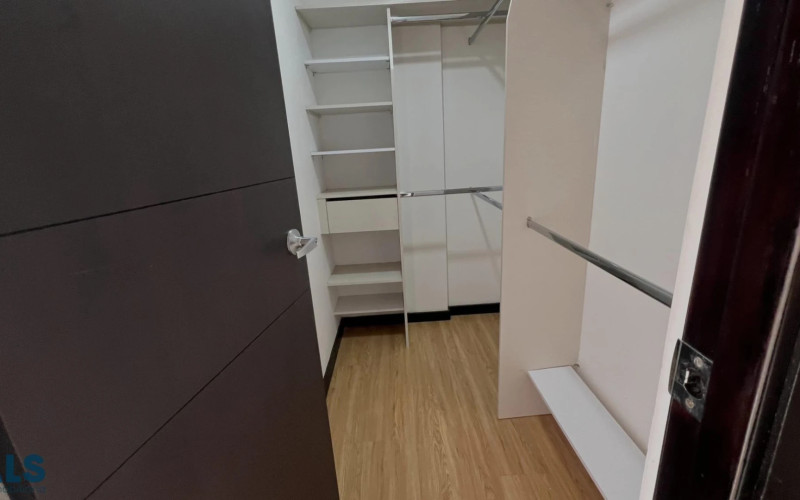 Apartamento en Envigado en Loma de Las Brujas