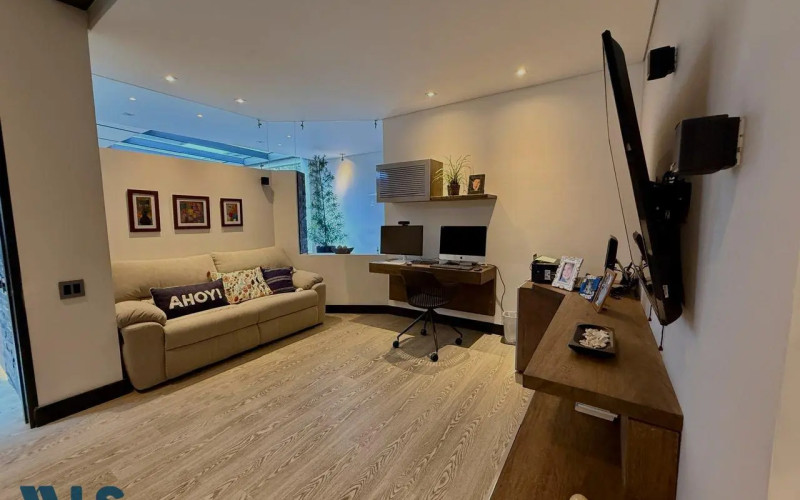 Casa en Medellín en Alto de Las Palmas