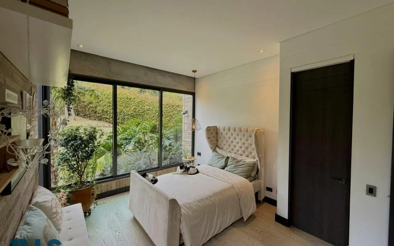 Casa en Medellín en Alto de Las Palmas
