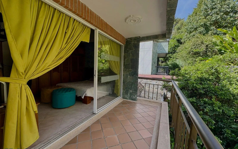 Casa en Envigado en Loma de Las Brujas