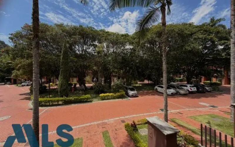 Casa en Envigado en Camino Verde