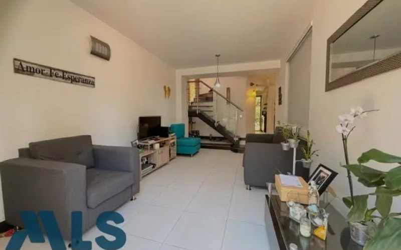 Casa en Envigado en Camino Verde
