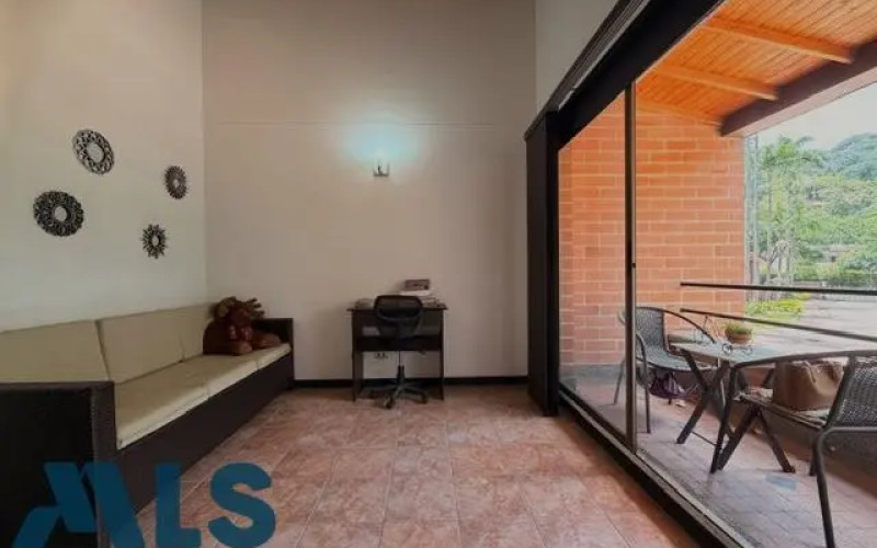 Casa en Envigado en Camino Verde