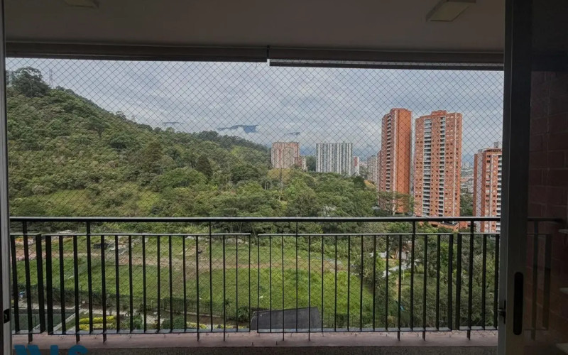Apartamento en Sabaneta en V. Cañaveralejo