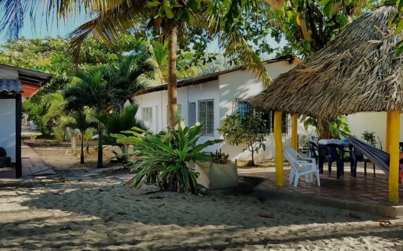 Lote Comercial en Coveñas en Ensenada 1