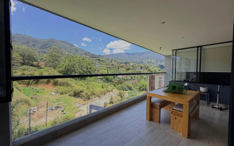 Apartamento en Envigado en Loma de Las Brujas