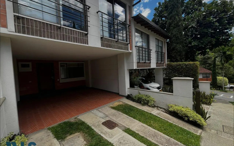 Apartamento en Envigado en Loma de Cumbres