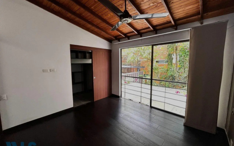 Apartamento en Envigado en Loma de Cumbres