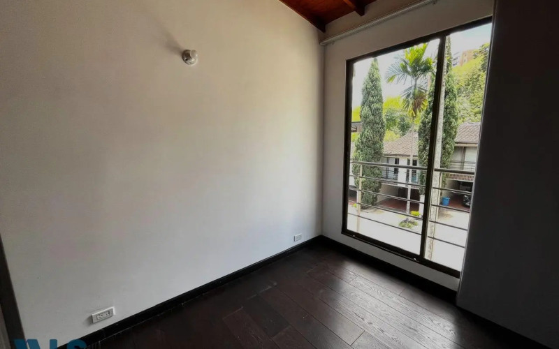 Apartamento en Envigado en Loma de Cumbres