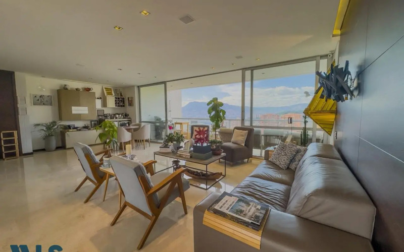 Apartamento en Medellín en El Tesoro