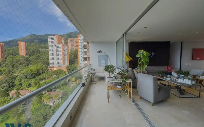 Apartamento en Medellín en El Tesoro