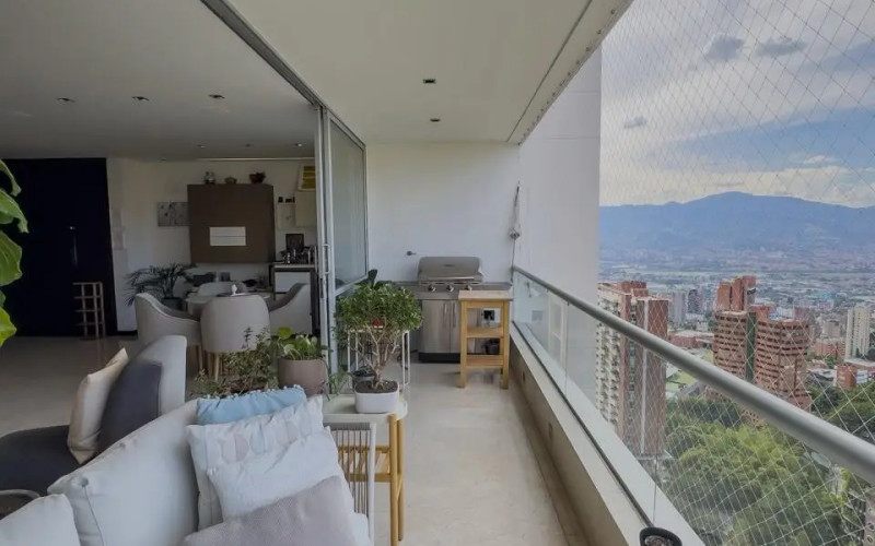Apartamento en Medellín en El Tesoro