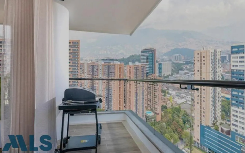 Apartamento en Medellín en Ciudad del Rio