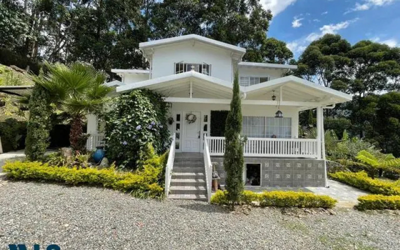 Casa en La Estrella en Sector Variante a Caldas
