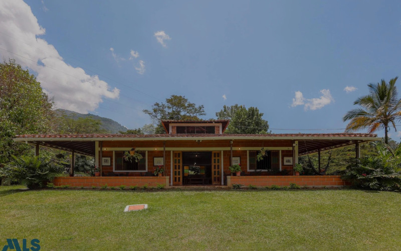 Finca Recreativa en Barbosa en V. La Calda