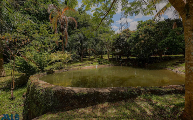 Finca Recreativa en Barbosa en V. La Calda