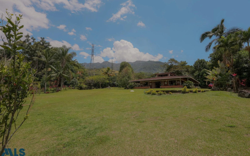 Finca Recreativa en Barbosa en V. La Calda