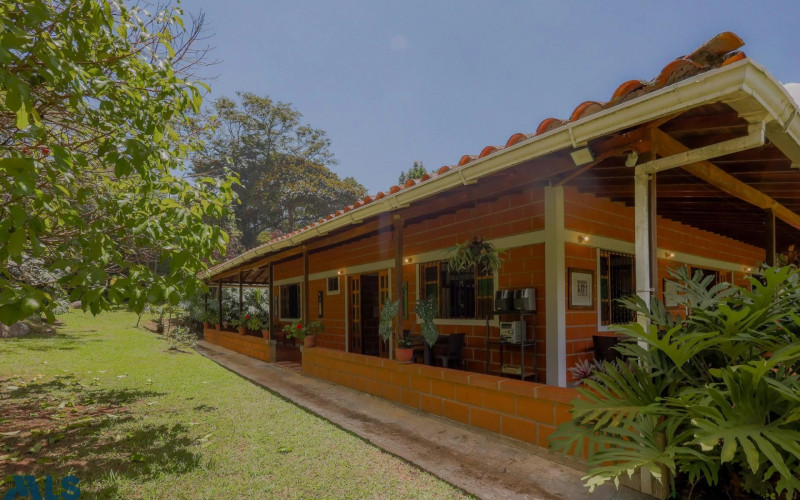 Finca Recreativa en Barbosa en V. La Calda
