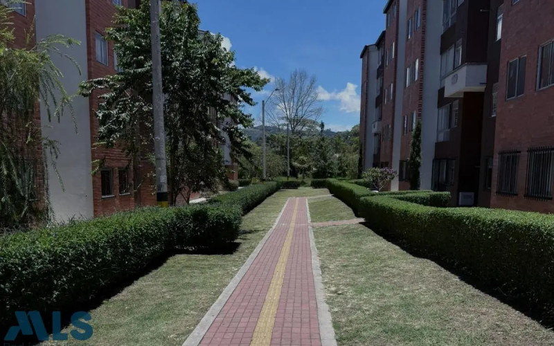 Apartamento en La Ceja en Urbano (La Ceja)