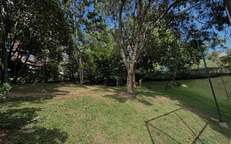 Apartamento en Medellín en Loma de Los Bernal