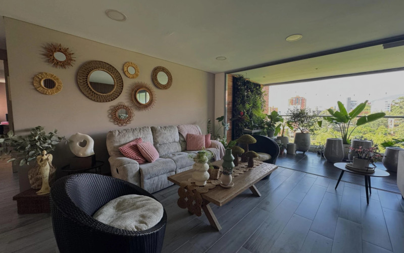 Apartamento en Envigado en Loma de Benedictinos