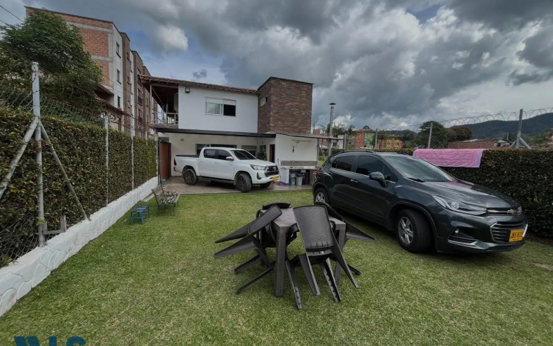 Casa en La Ceja en Payuco