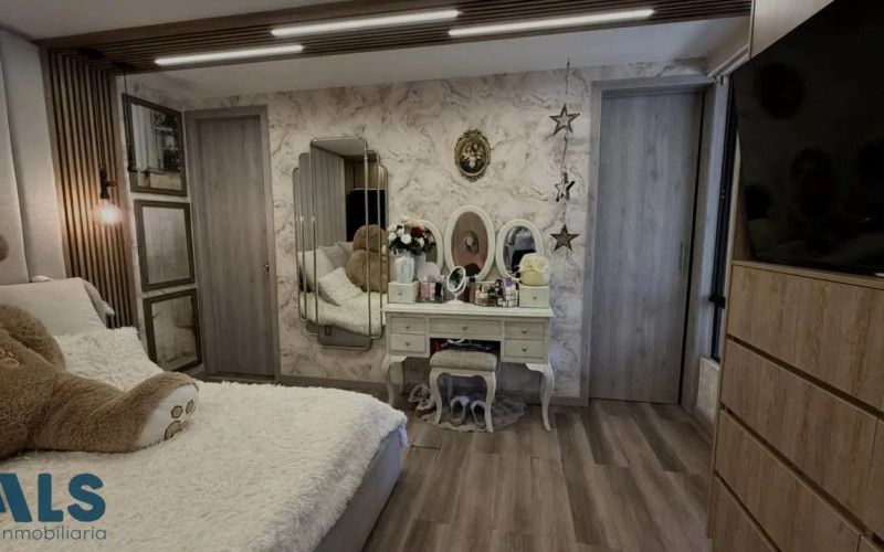 Casa en Envigado en Alto de las Palmas