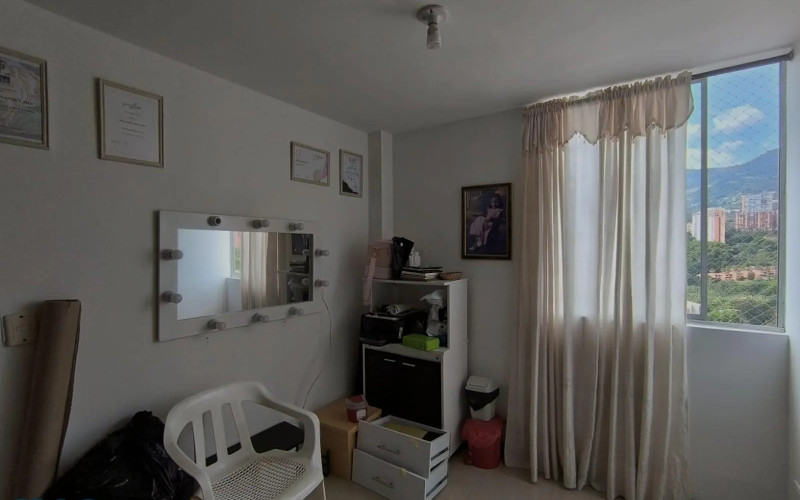 Apartamento en Envigado en Alto de Las Flores