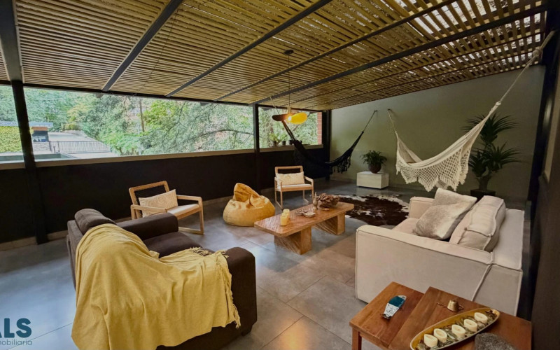 Apartamento en Medellín en La Tomatera