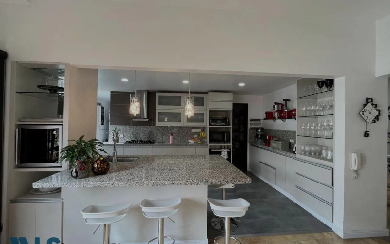 Apartamento en Medellín en Castropol