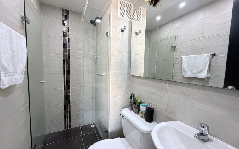 Apartamento en Sabaneta en Av Poblado (Cra 43A) | 60 Mt2